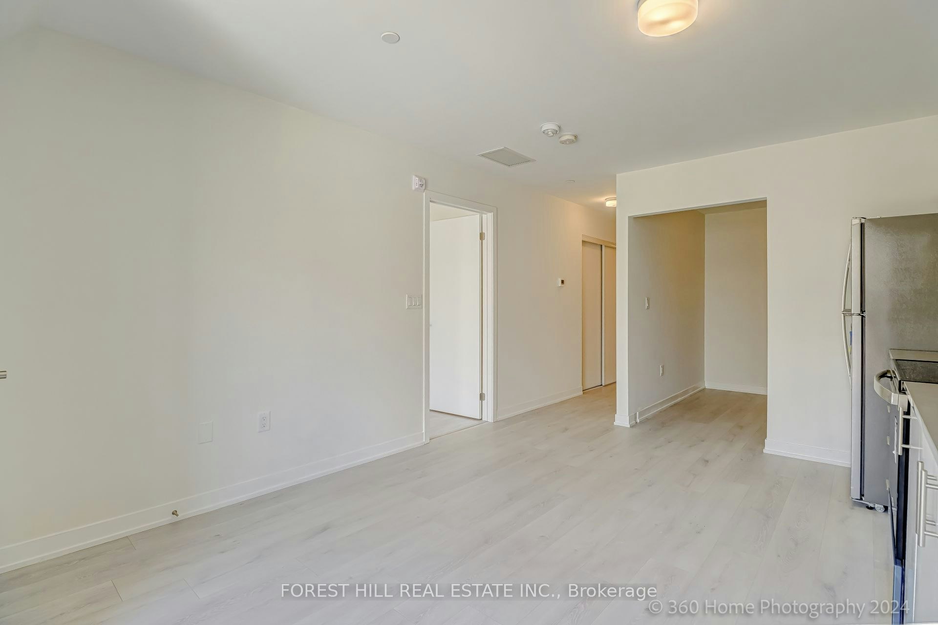 305-3401 Ridgeway Drive, Mississauga, ON, L5L 0B9 - 13