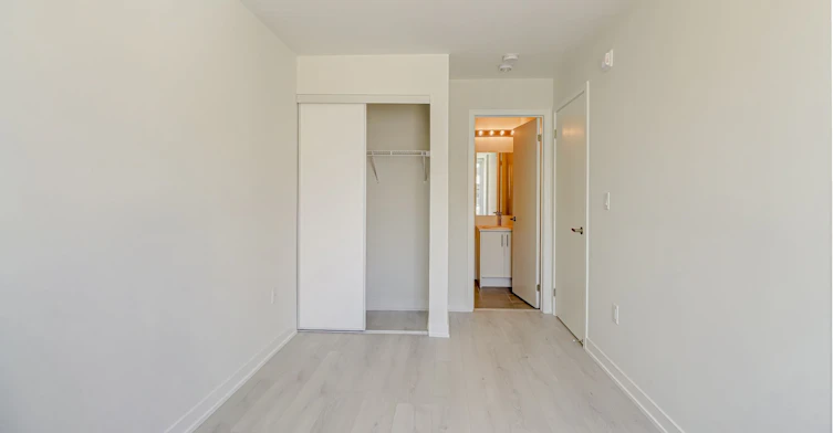 305-3401 Ridgeway Drive, Mississauga, ON, L5L 0B9 - 16