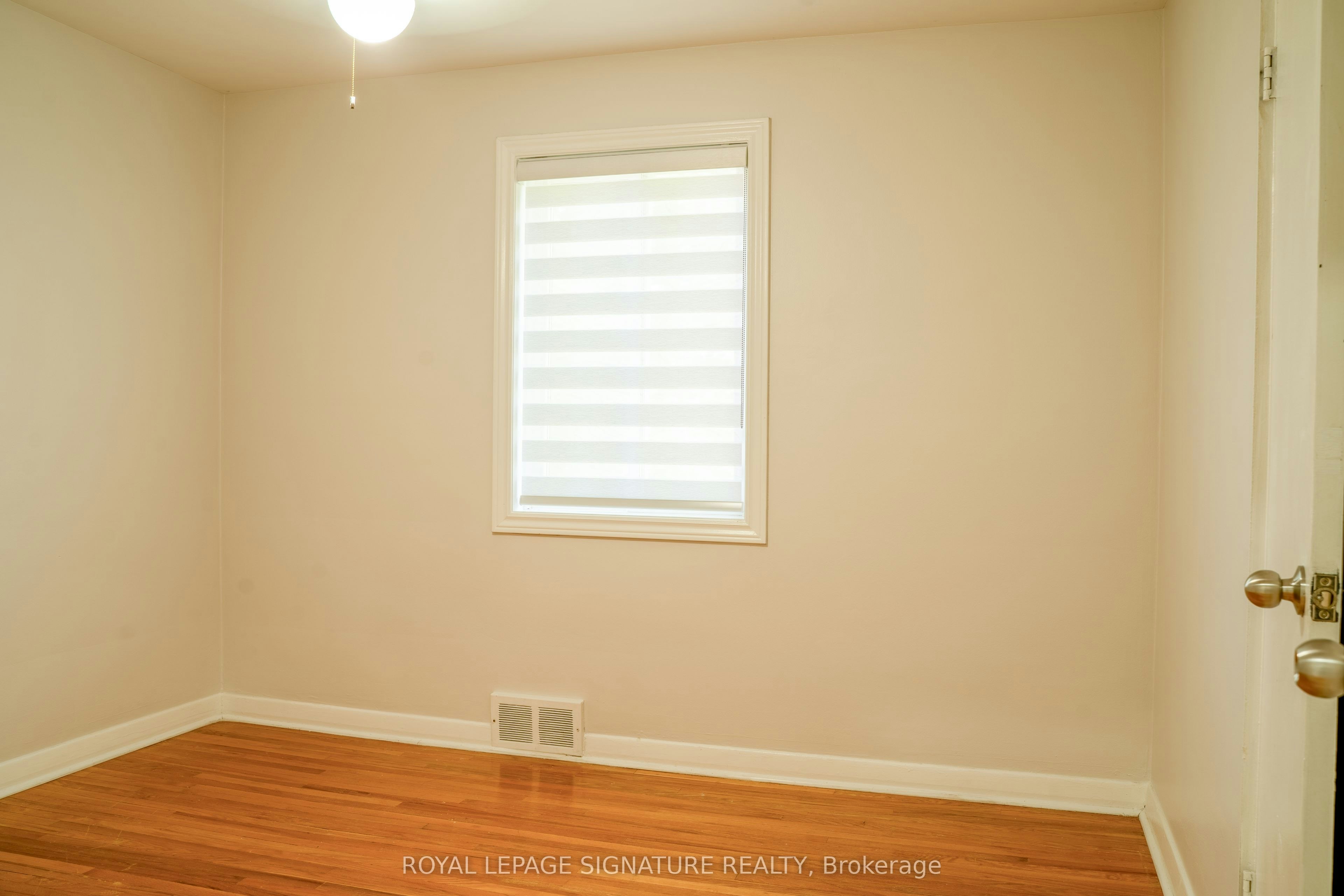 42 Kingsview Boulevard, Toronto, ON, M9R 1T8 - 16