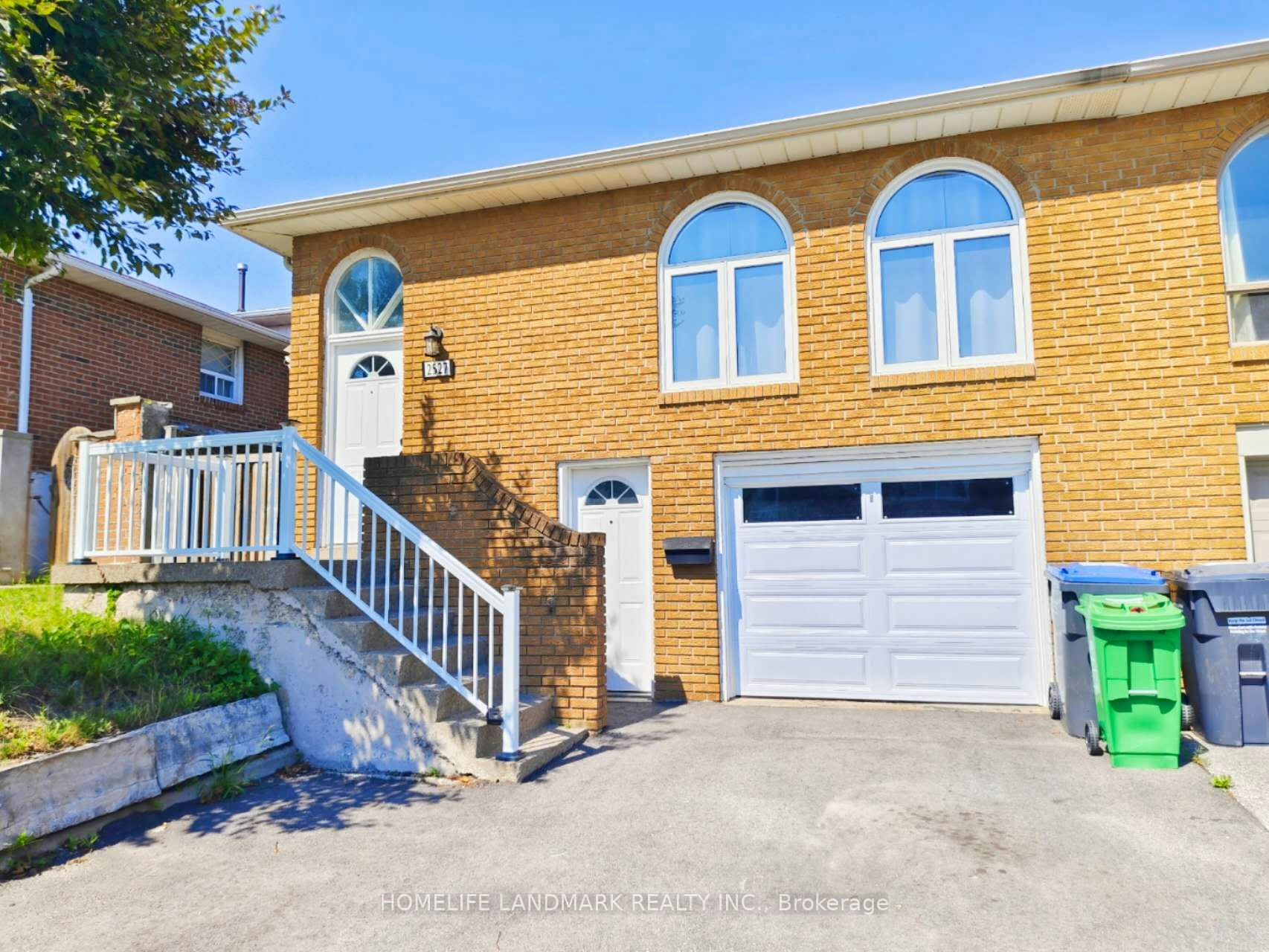 lower-2527 Kingsberry Crescent, Mississauga, ON, L5B 2K7