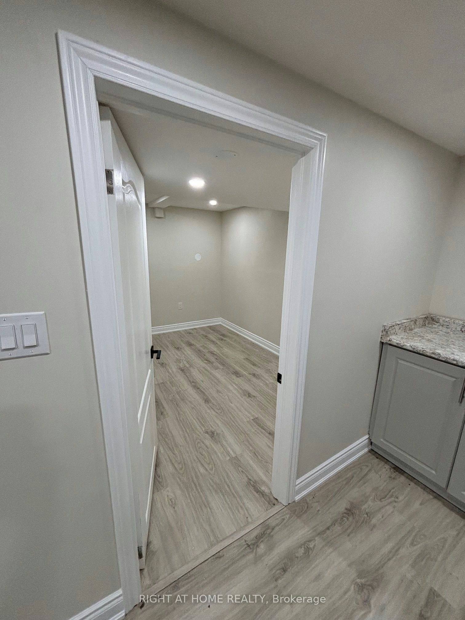 lower-3574 Ash Row Crescent, Mississauga, ON, L5L 1K4 - 16