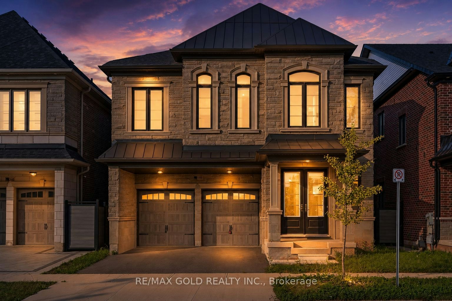 1199 Queens Plate Road E, Oakville, ON, L6M 5M4