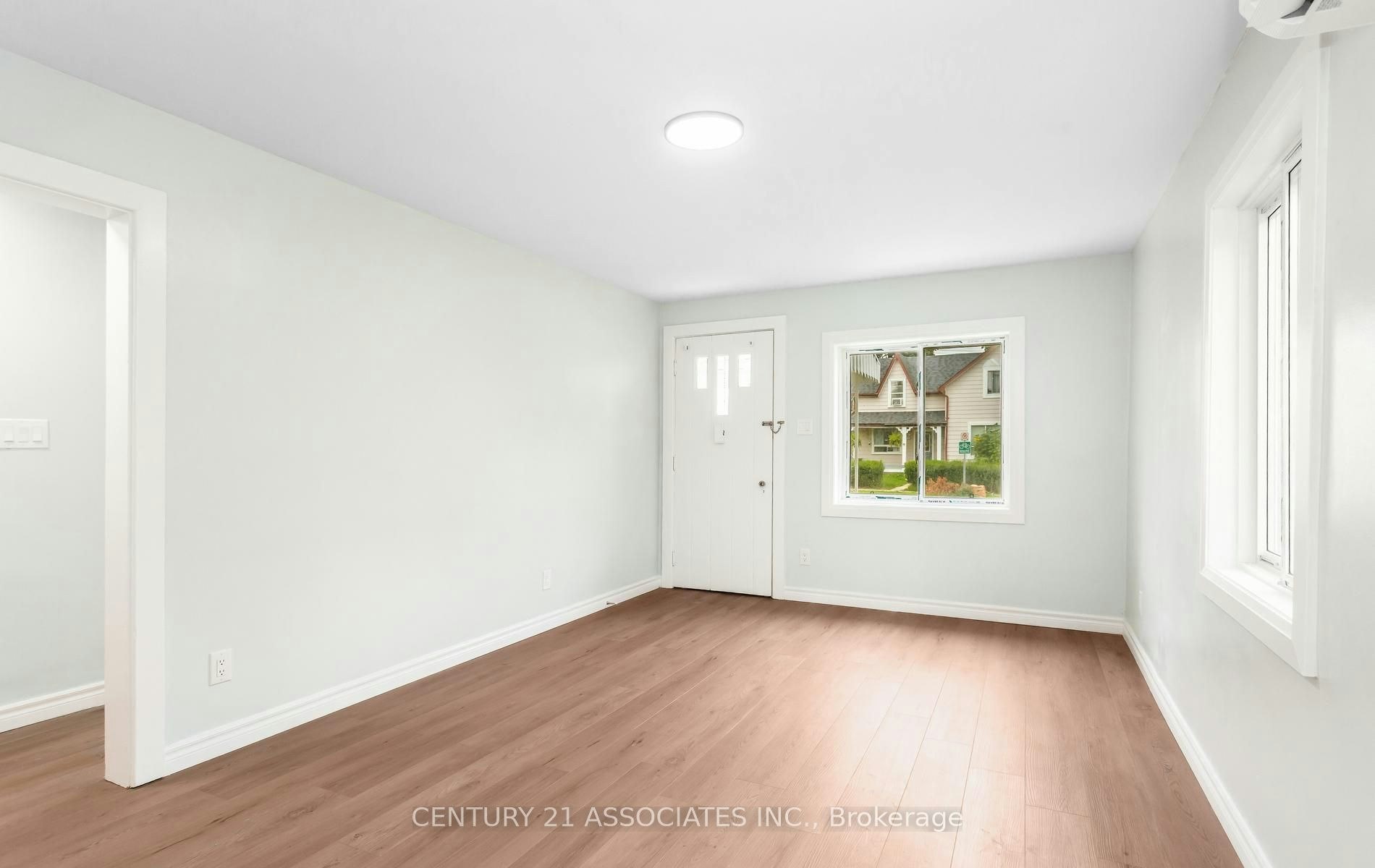 48 King Street, Halton Hills, ON, L7G 2G4 - 8