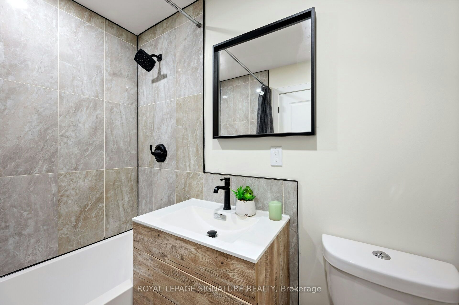68 Blackwell Place, Brampton, ON, L6W 4L6 - 40
