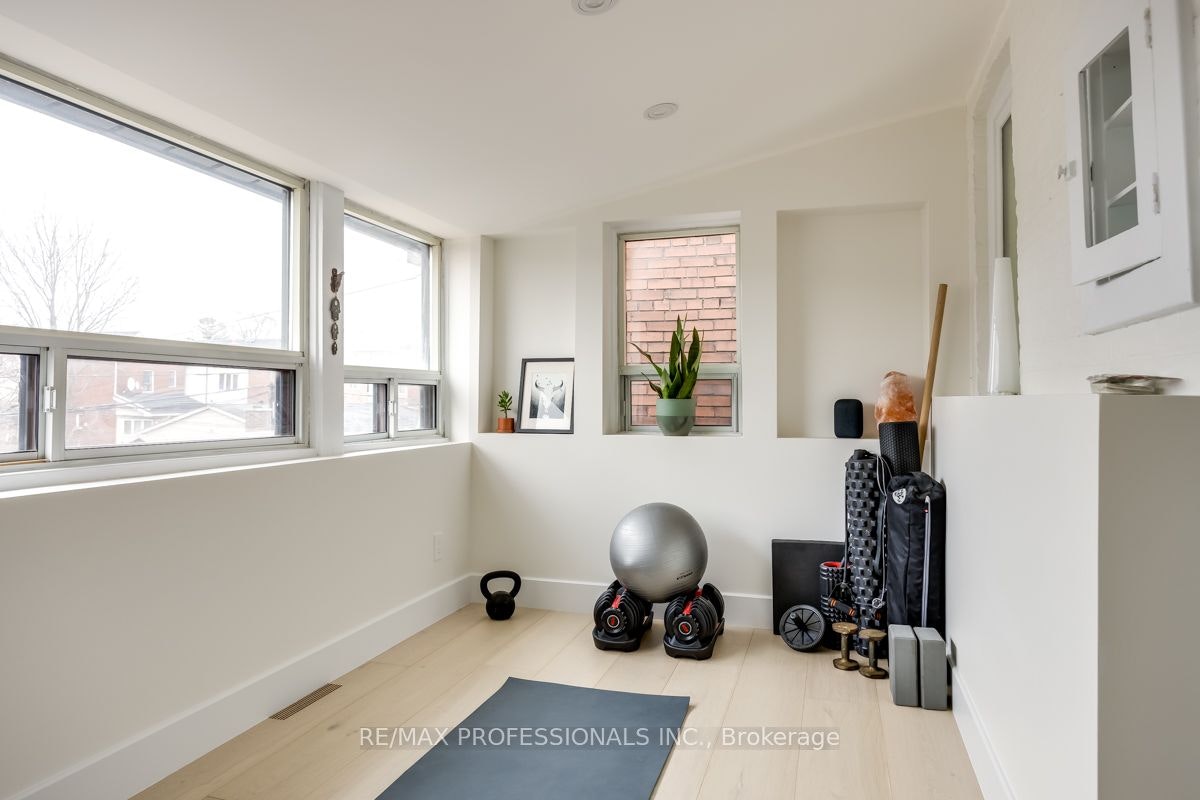 1381 Lansdowne Avenue, Toronto, ON, M6H 3Z9 - 23