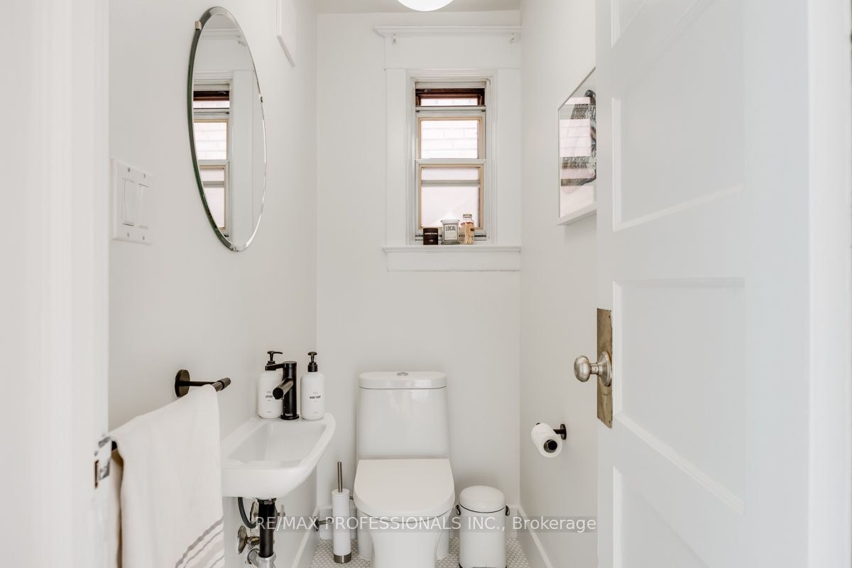 1381 Lansdowne Avenue, Toronto, ON, M6H 3Z9 - 28