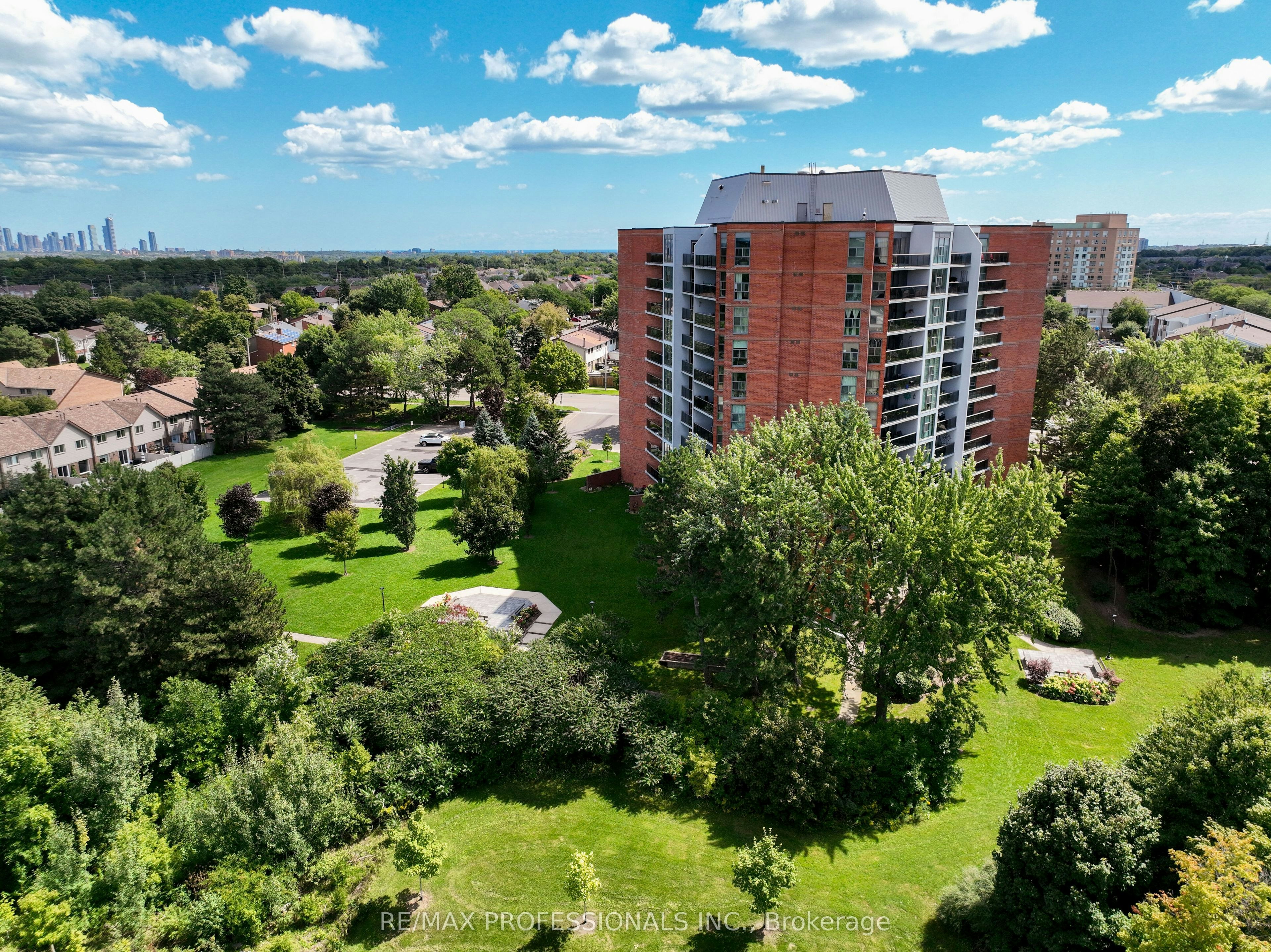 1102-2665 Windwood Drive, Mississauga, ON, L5N 2P2 - 33