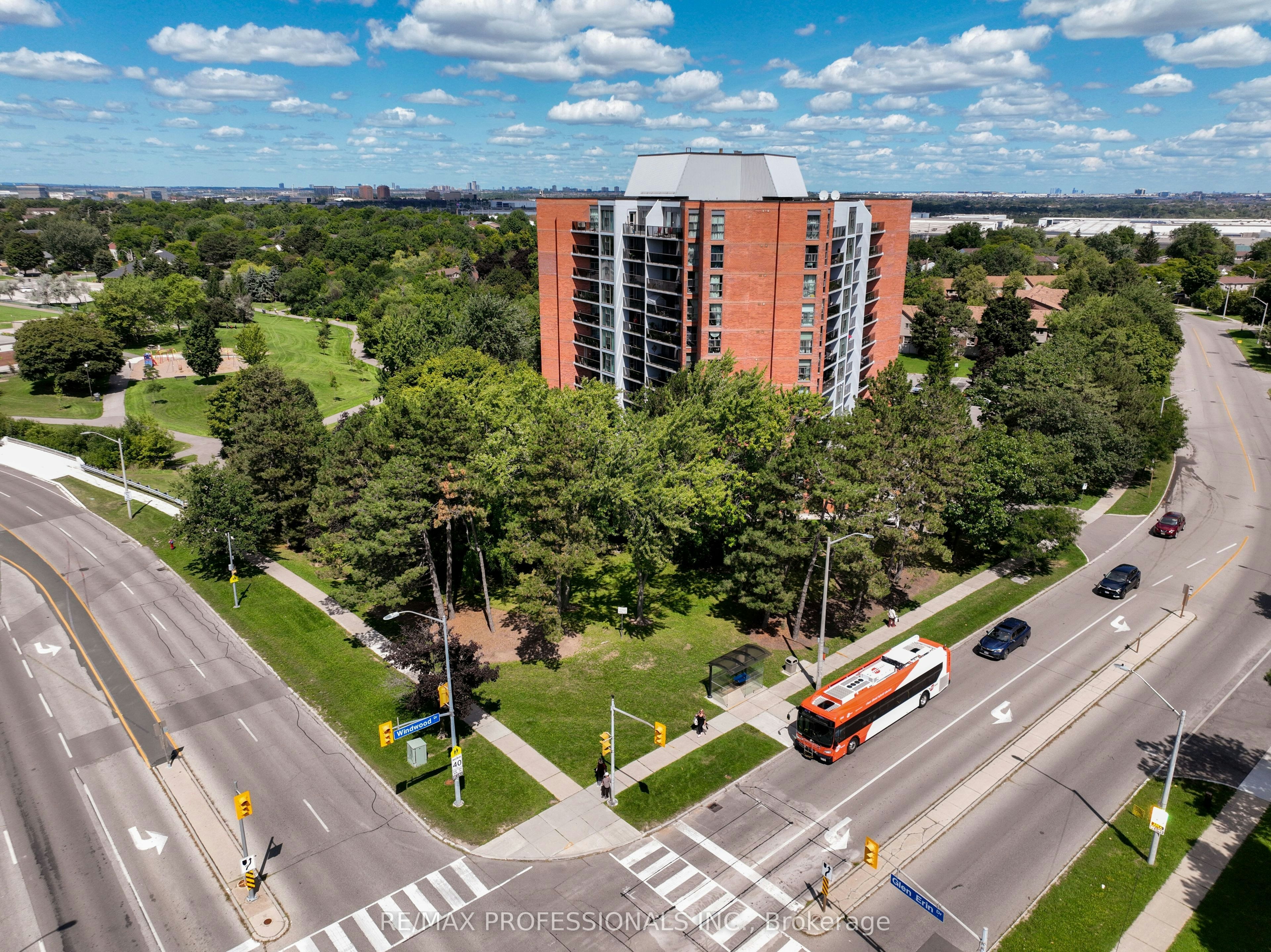 1102-2665 Windwood Drive, Mississauga, ON, L5N 2P2 - 31