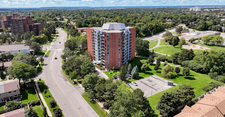 1102-2665 Windwood Drive, Mississauga, ON, L5N 2P2 - 2