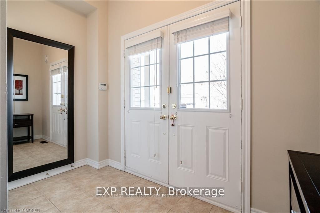 1333 Kestell Boulevard, Oakville, ON, L6H 0C8 - 2