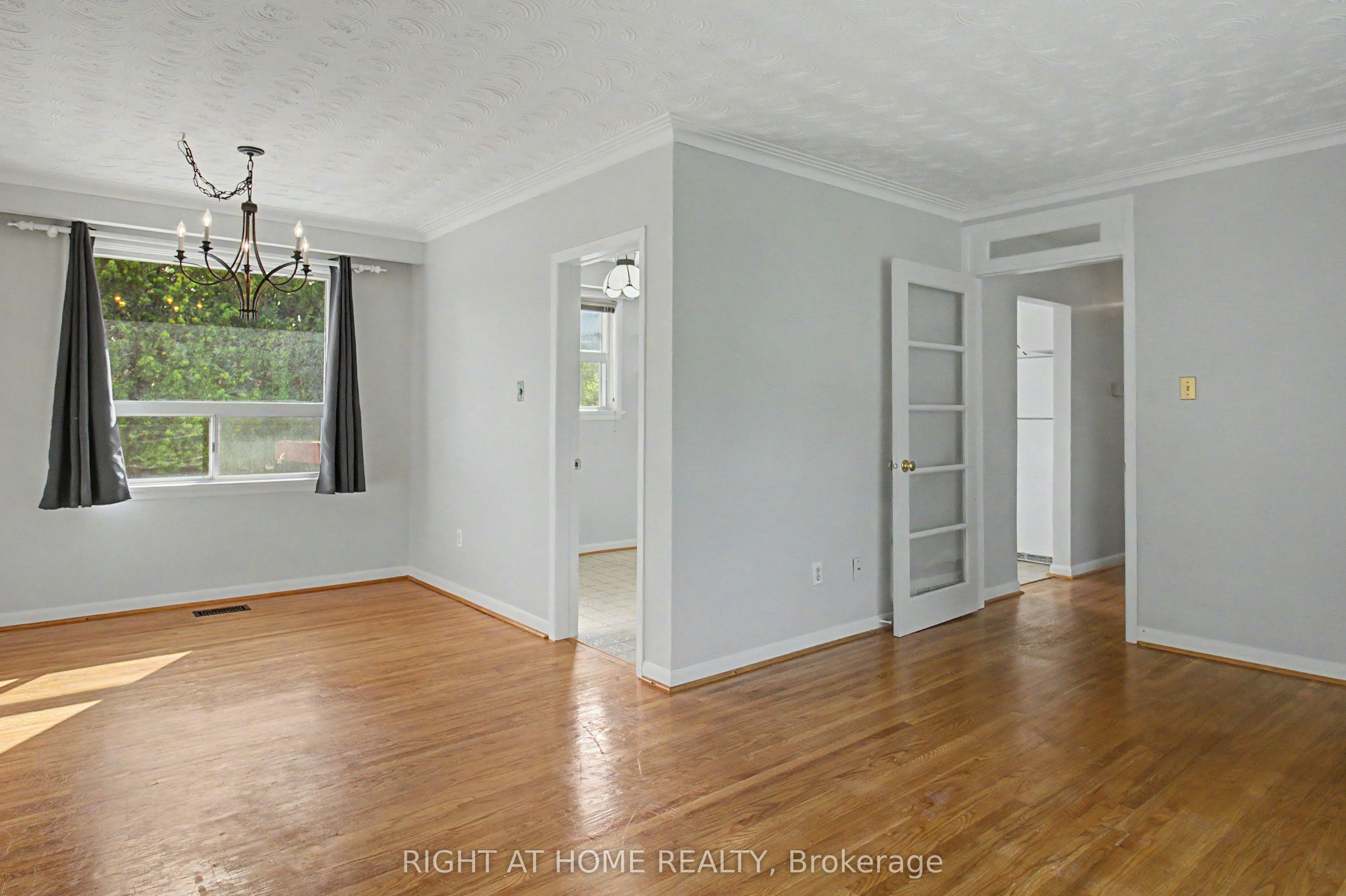 Upper-426 Seaton Drive, Oakville, ON, L6L 3Y4 - 3