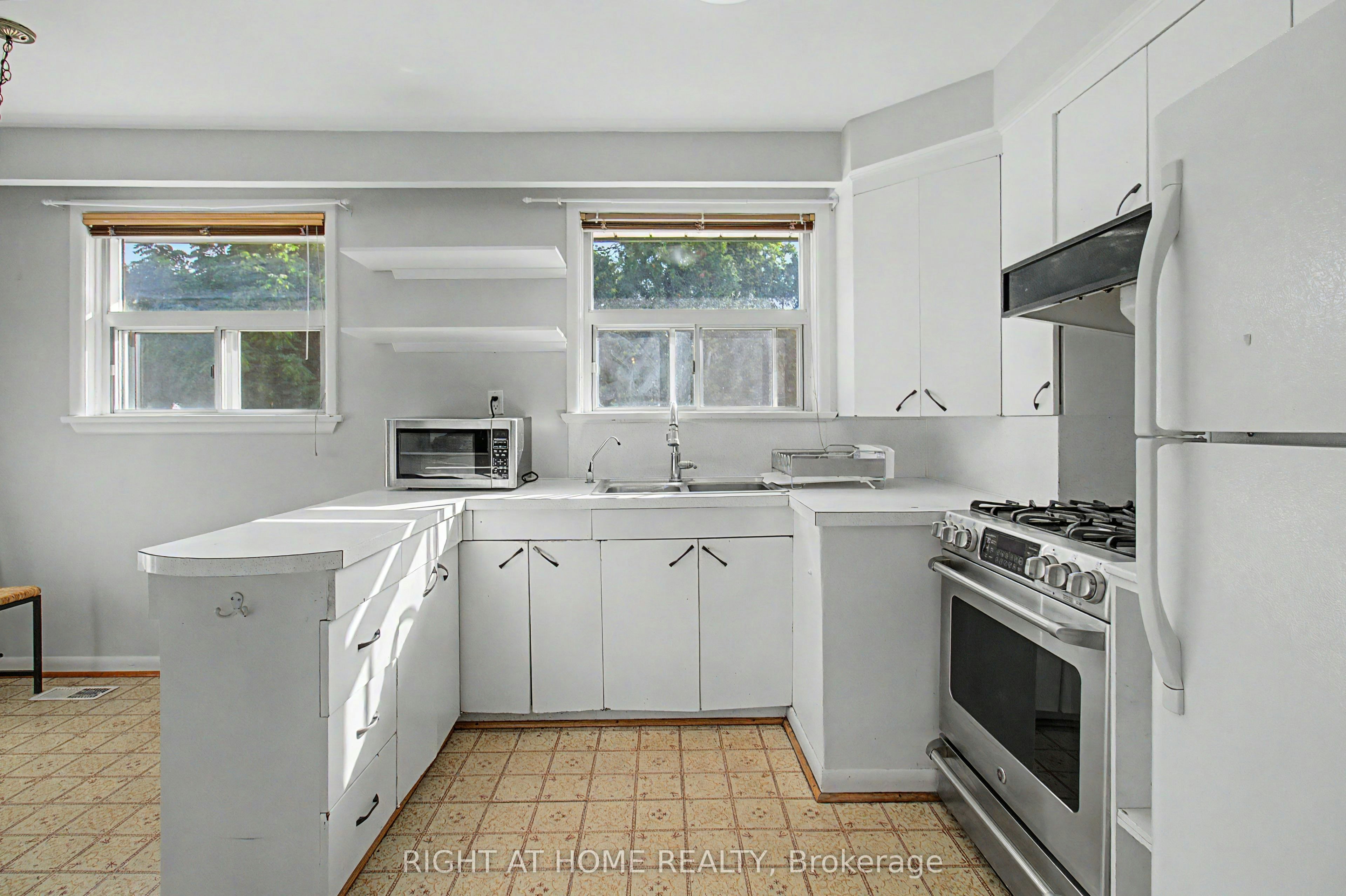 Upper-426 Seaton Drive, Oakville, ON, L6L 3Y4 - 6