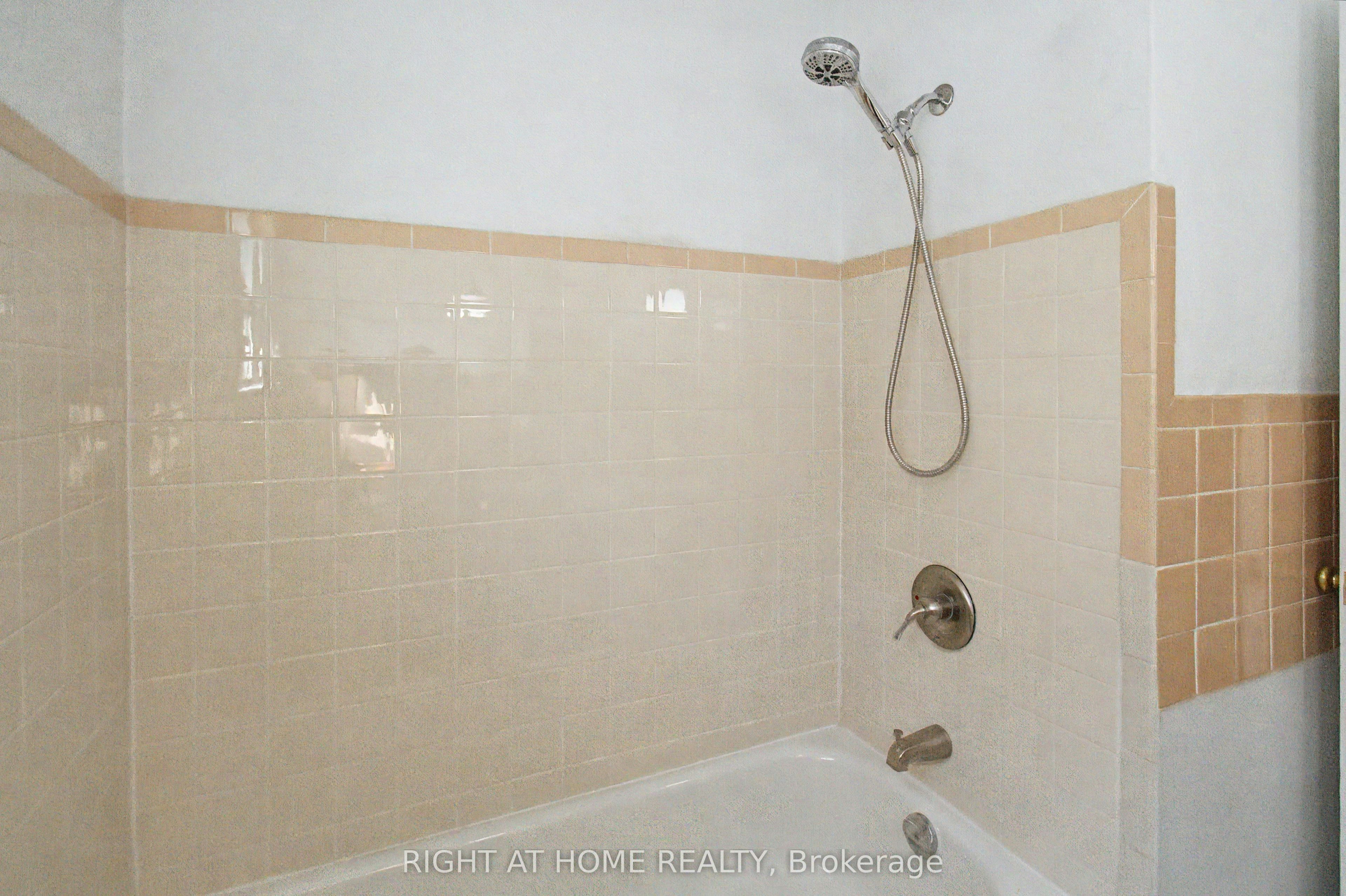 Upper-426 Seaton Drive, Oakville, ON, L6L 3Y4 - 22