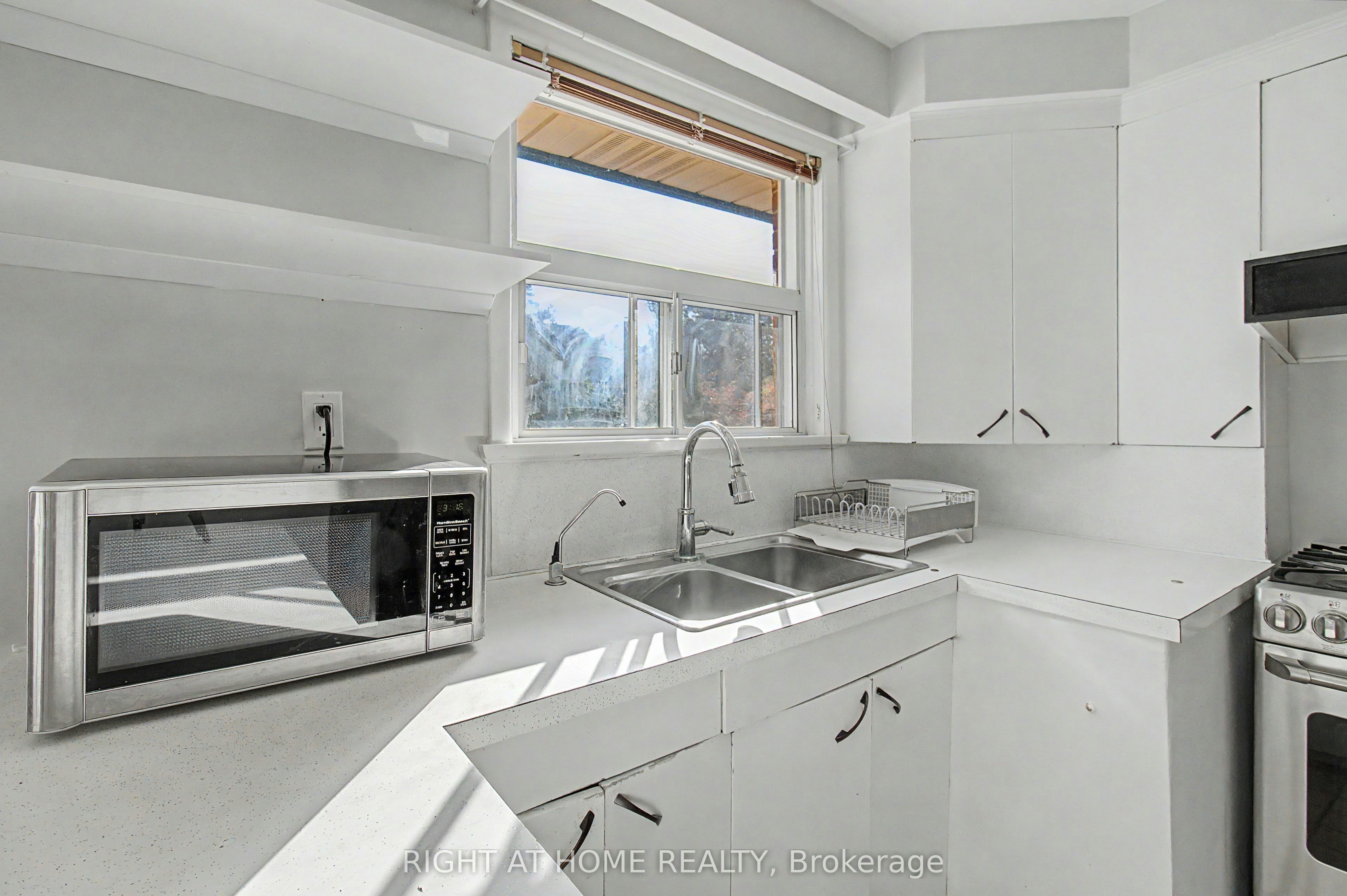 Upper-426 Seaton Drive, Oakville, ON, L6L 3Y4 - 8