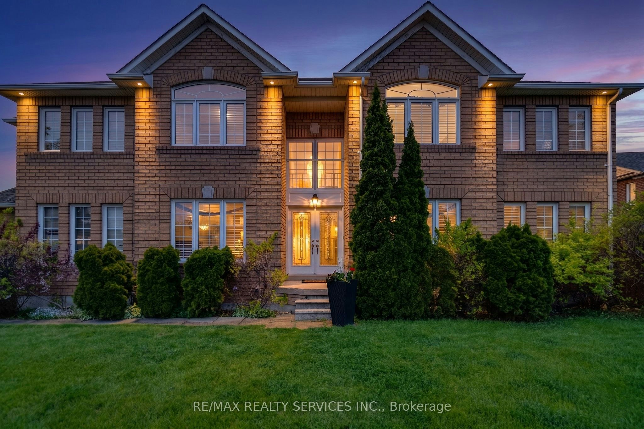 7419 Black Walnut Trail, Mississauga, ON, L5N 8A4