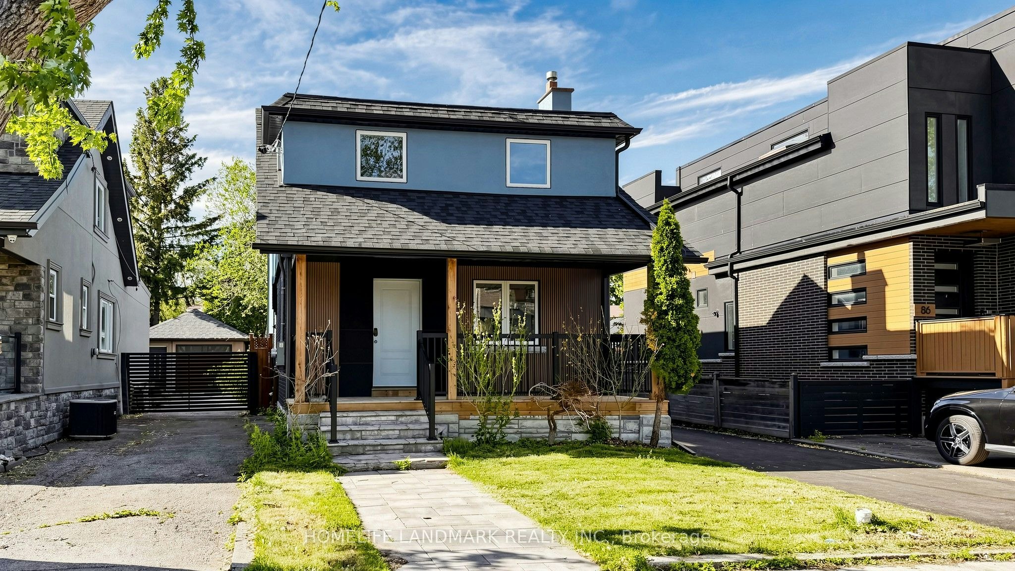 88 Waniska Avenue, Toronto, ON, M8Y 1R3