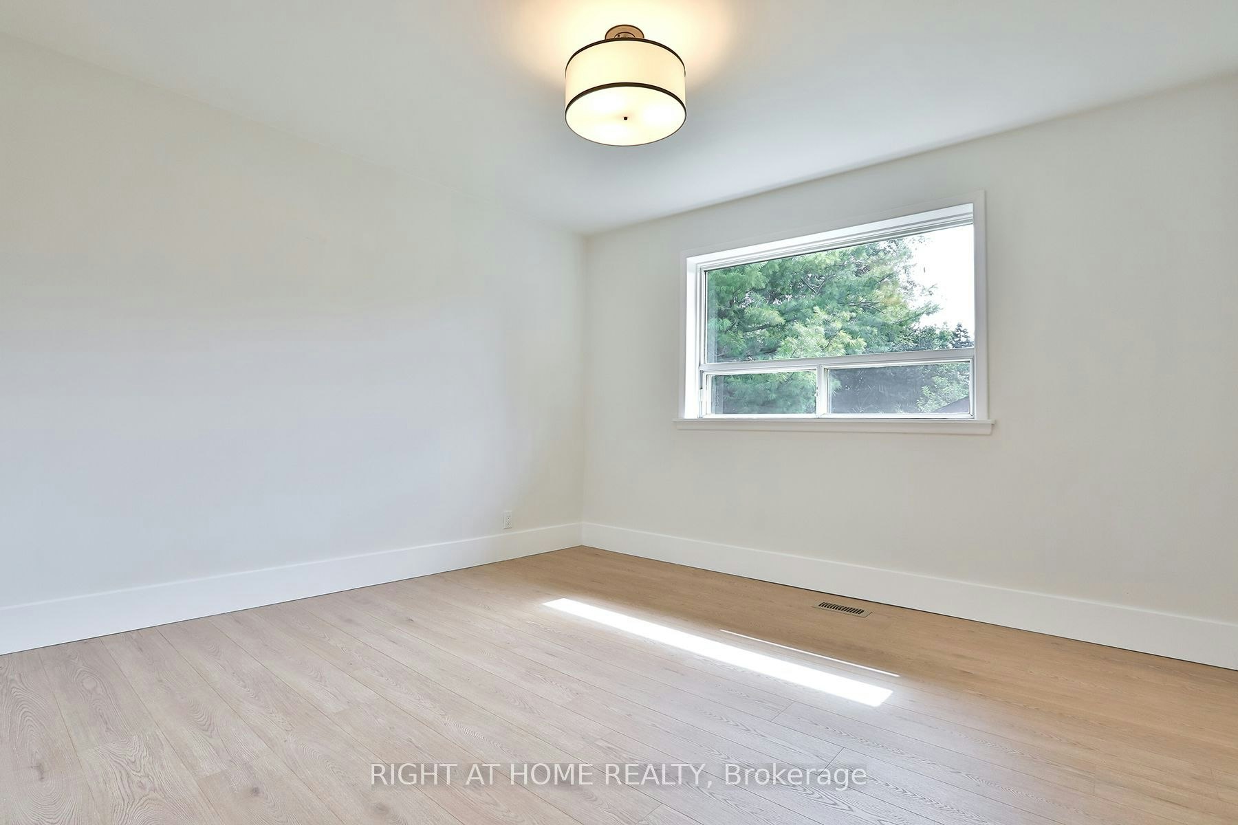 80 Stephen Drive, Caledon, ON, L7E 4Y5 - 6