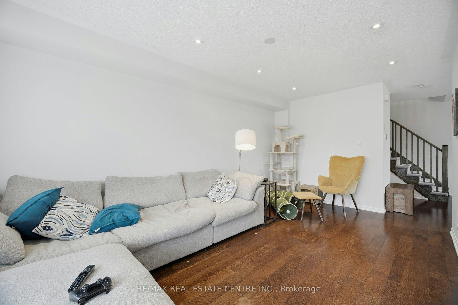 254 Septimus Heights, Milton, ON, L9T 8N6 - 12