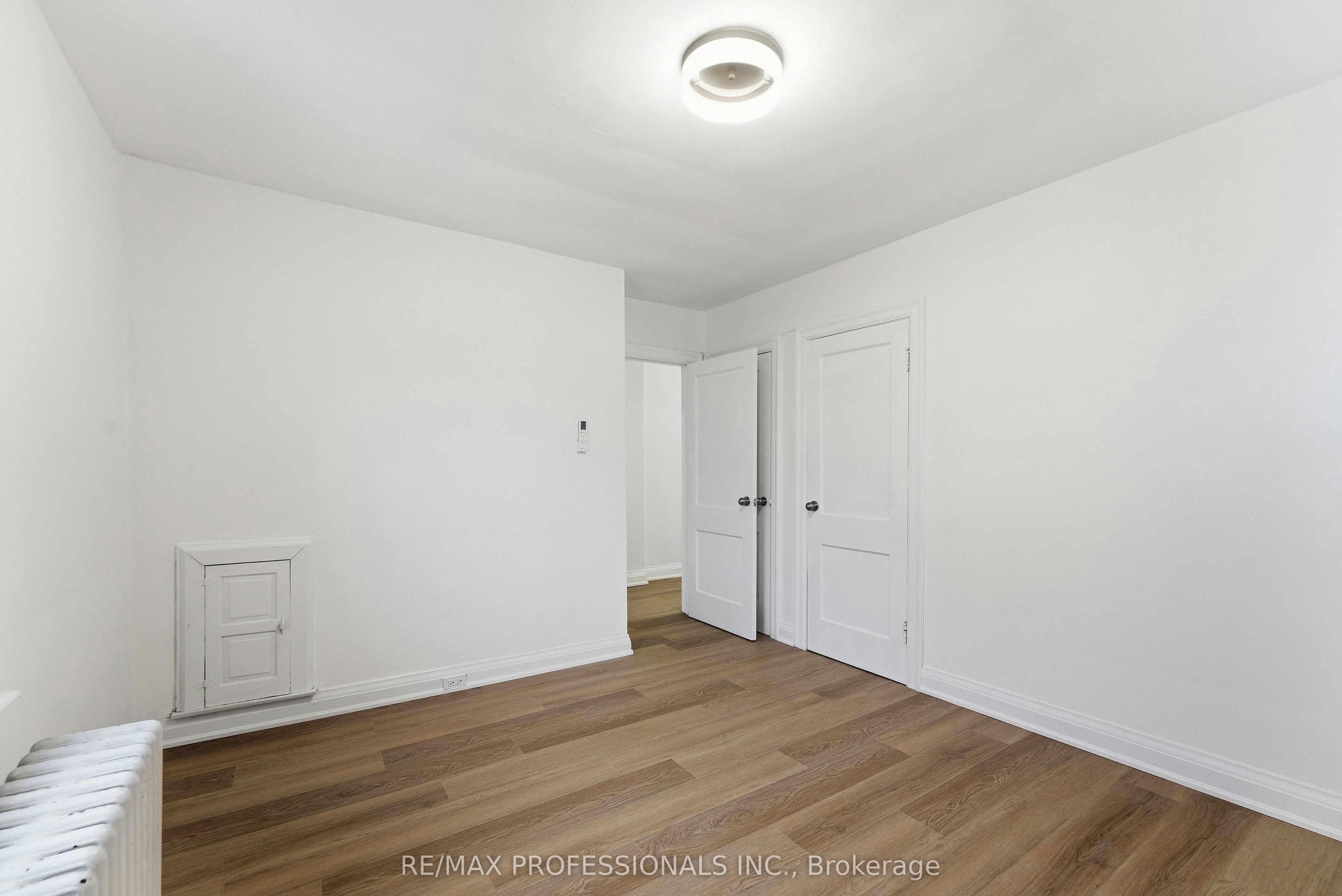Upper-308 Jane Street, Toronto, ON, M6S 3Z4 - 24