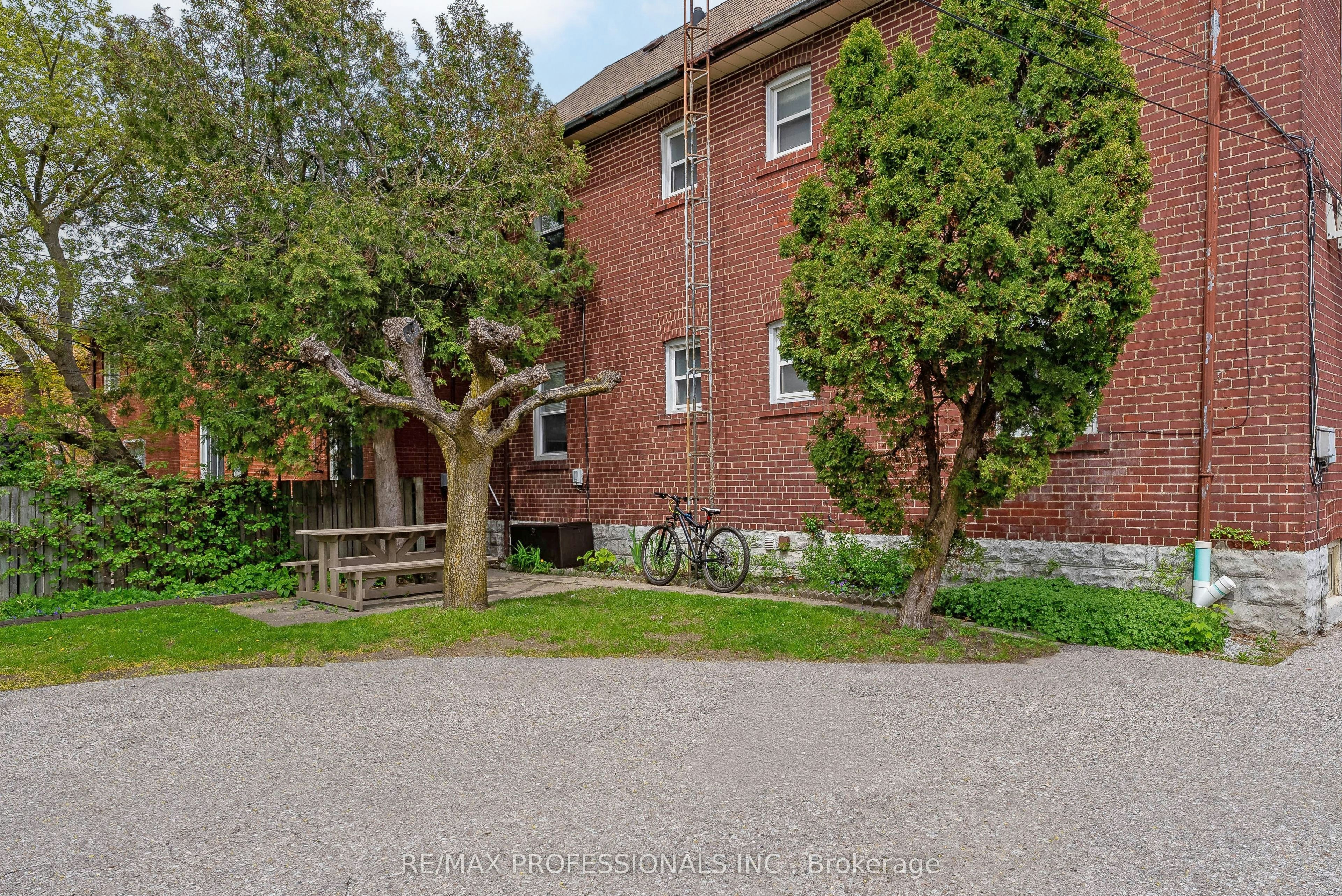 Upper-308 Jane Street, Toronto, ON, M6S 3Z4 - 27