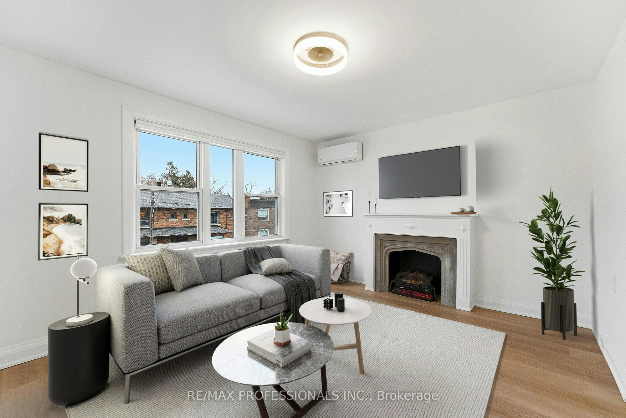Upper-308 Jane Street, Toronto, ON, M6S 3Z4 - 2