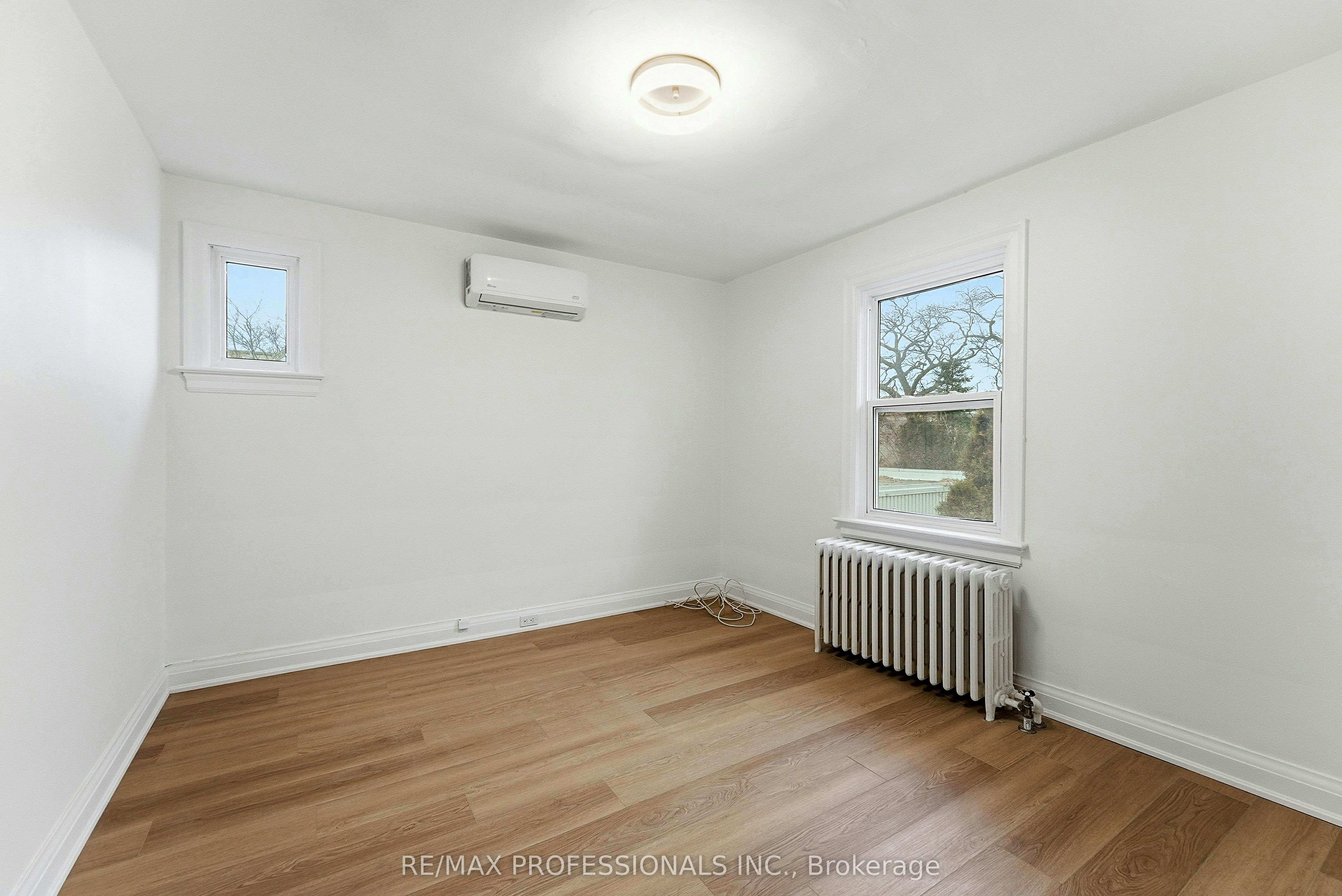 Upper-308 Jane Street, Toronto, ON, M6S 3Z4 - 22