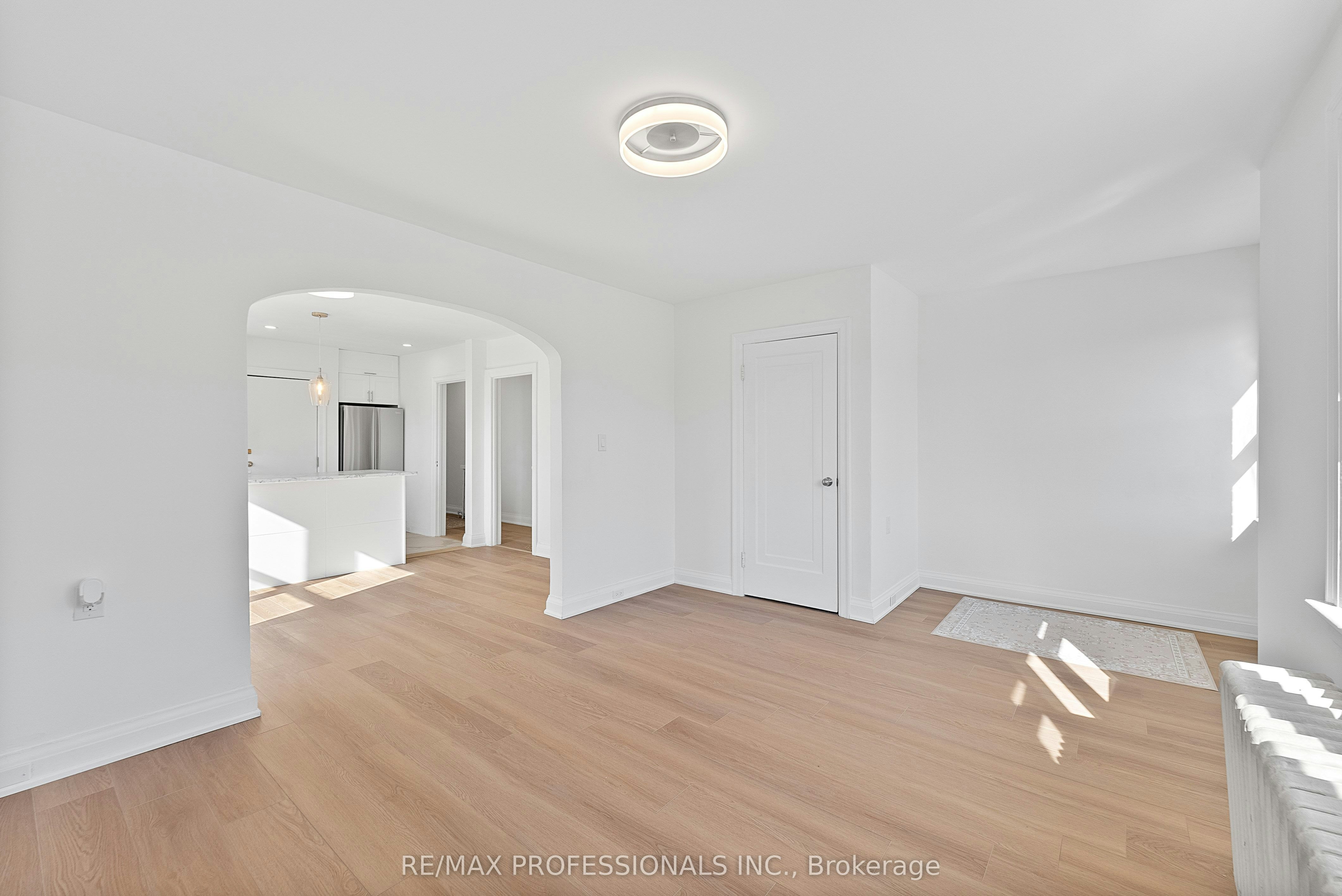 Upper-308 Jane Street, Toronto, ON, M6S 3Z4 - 20