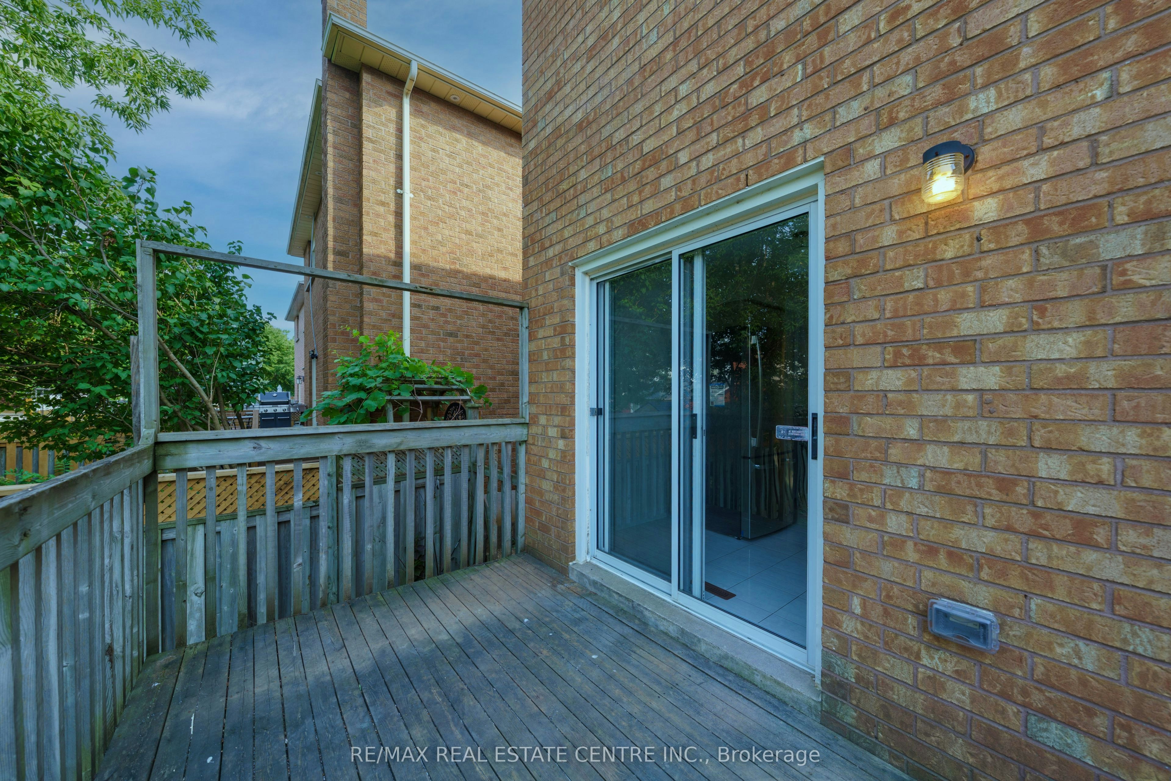5915 Hemingway Road, Mississauga, ON, L5M 5K8 - 37
