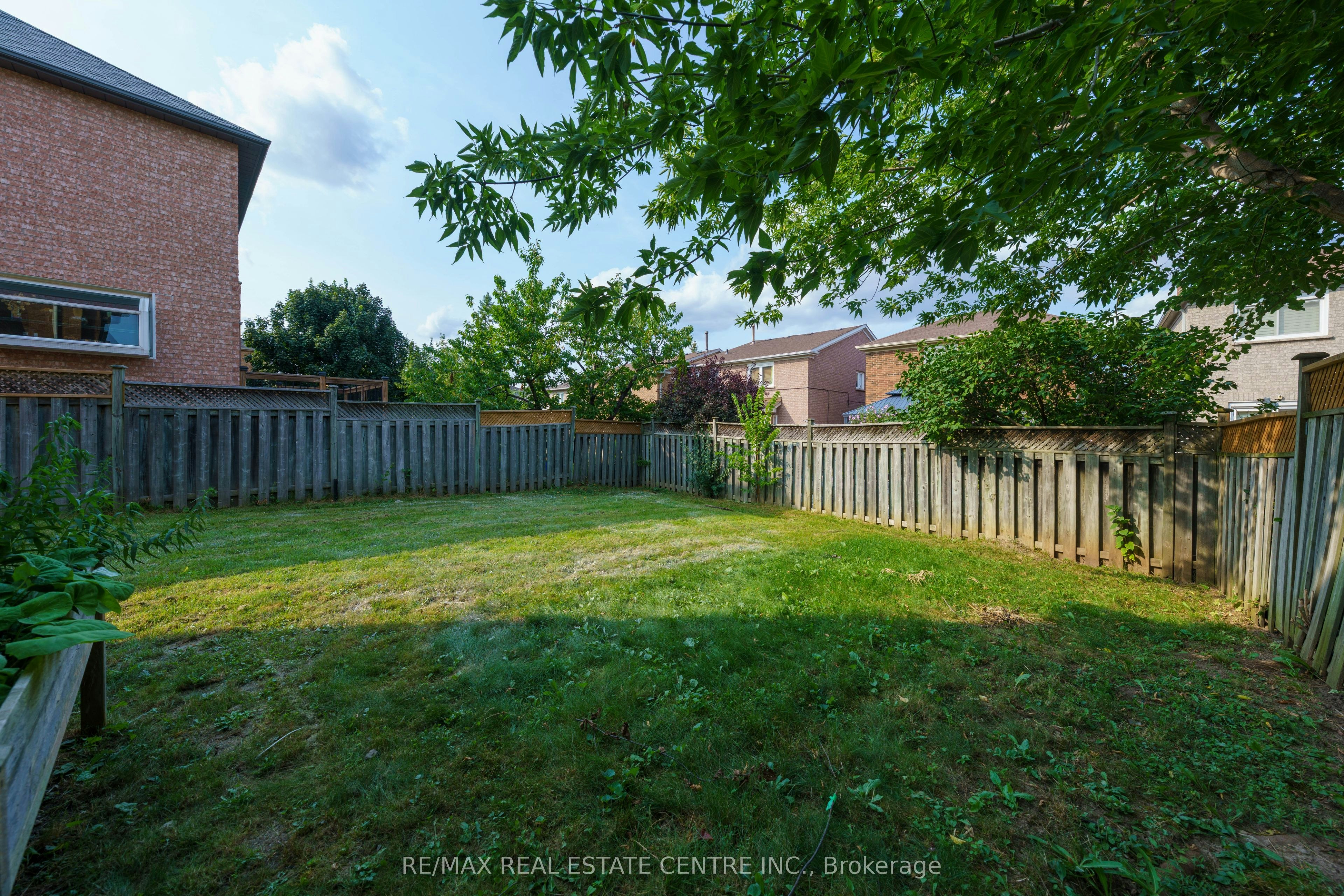 5915 Hemingway Road, Mississauga, ON, L5M 5K8 - 42