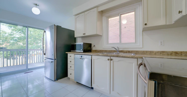 5915 Hemingway Road, Mississauga, ON, L5M 5K8 - 11