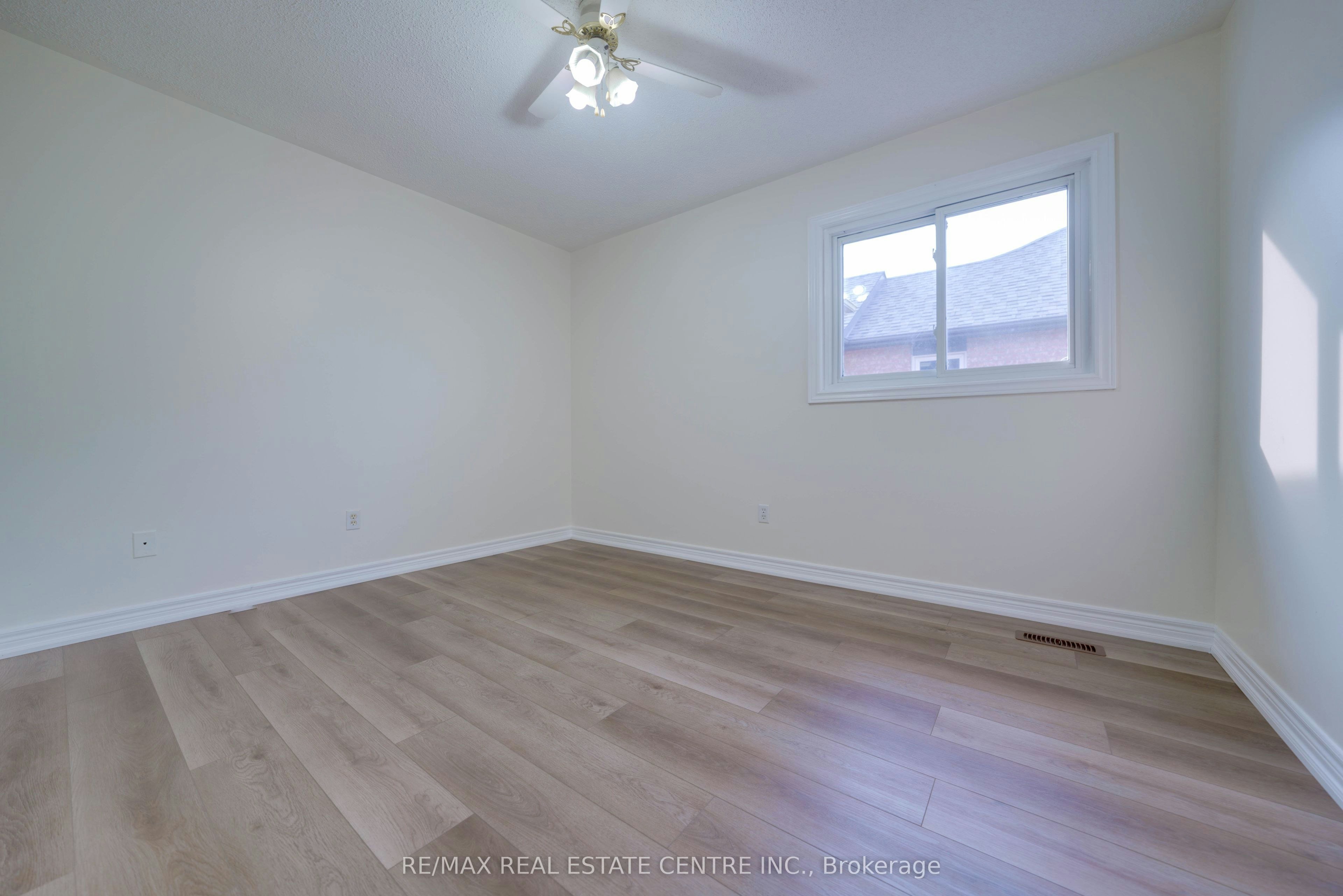 5915 Hemingway Road, Mississauga, ON, L5M 5K8 - 26