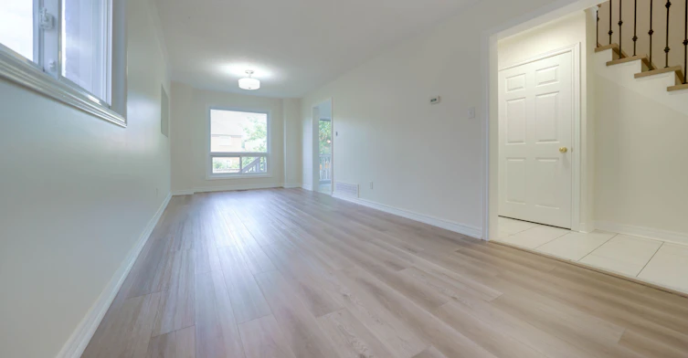 5915 Hemingway Road, Mississauga, ON, L5M 5K8 - 6