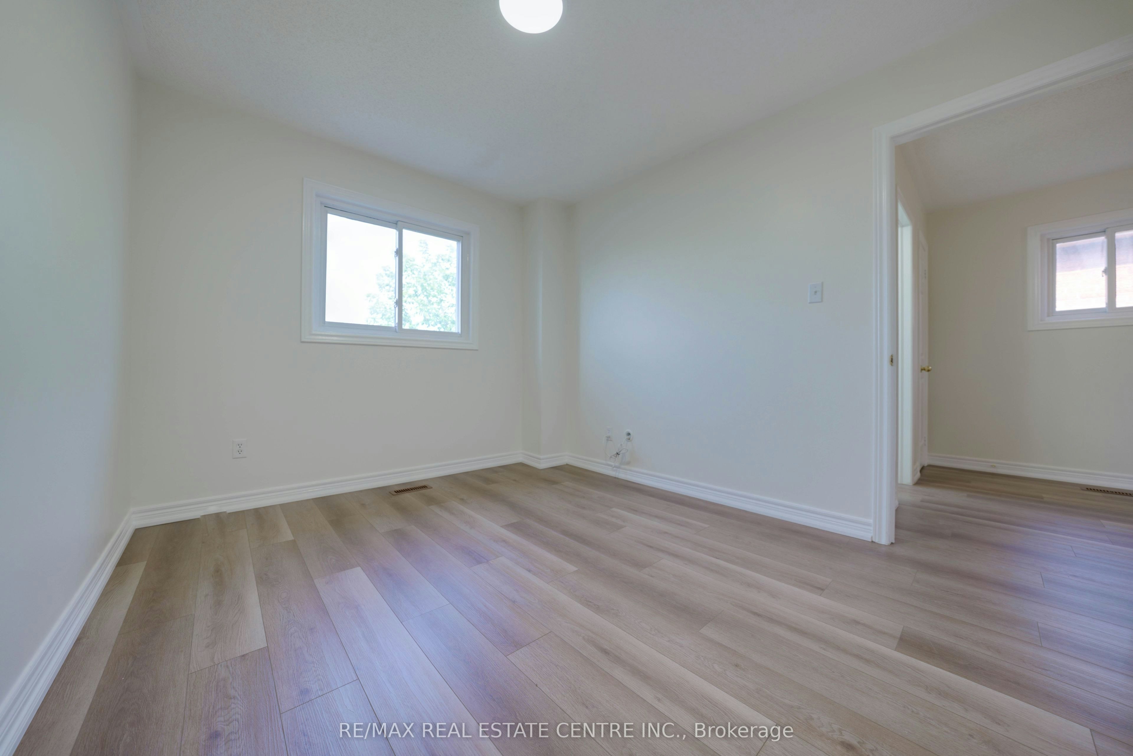 5915 Hemingway Road, Mississauga, ON, L5M 5K8 - 23