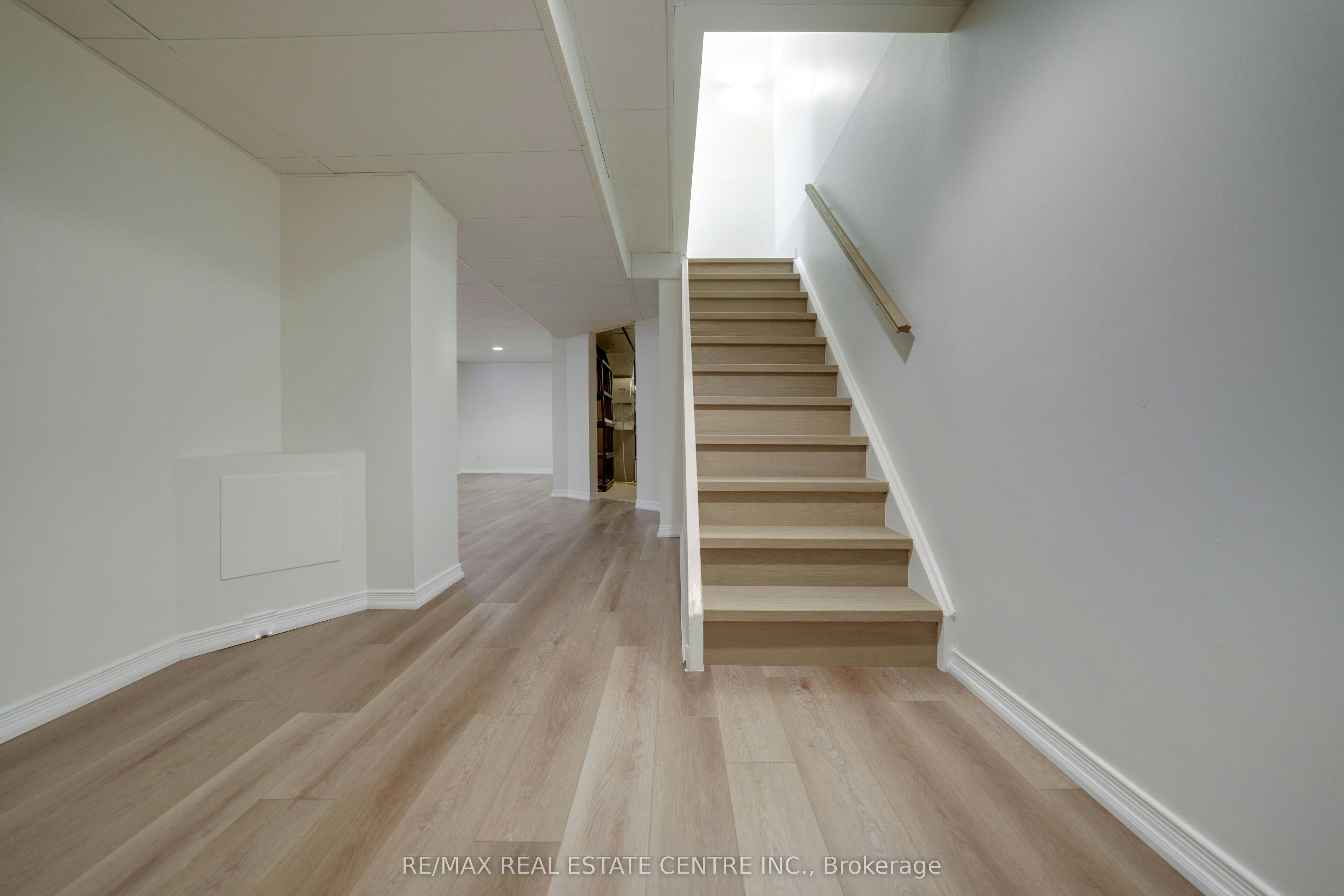 5915 Hemingway Road, Mississauga, ON, L5M 5K8 - 33