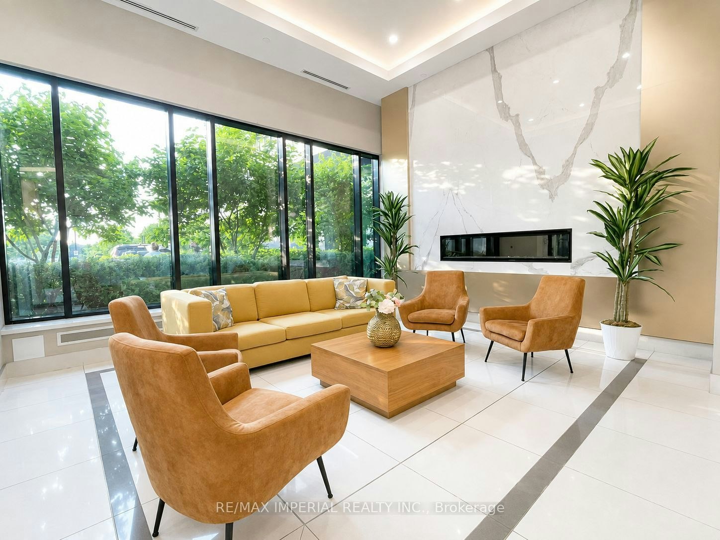 403, Master Room-65 Watergarden Drive, Mississauga, ON, L5R 0G9 - 2