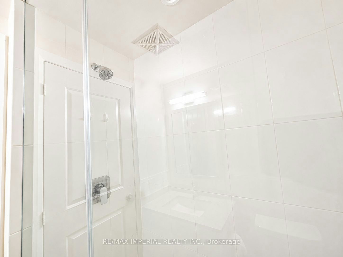 403, Master Room-65 Watergarden Drive, Mississauga, ON, L5R 0G9 - 18