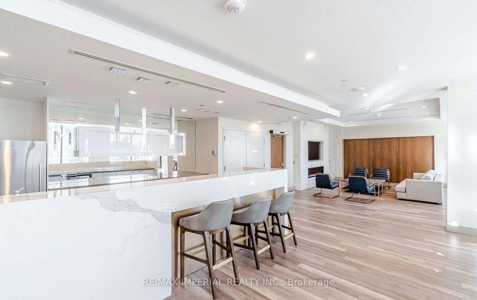 403, Master Room-65 Watergarden Drive, Mississauga, ON, L5R 0G9 - 23