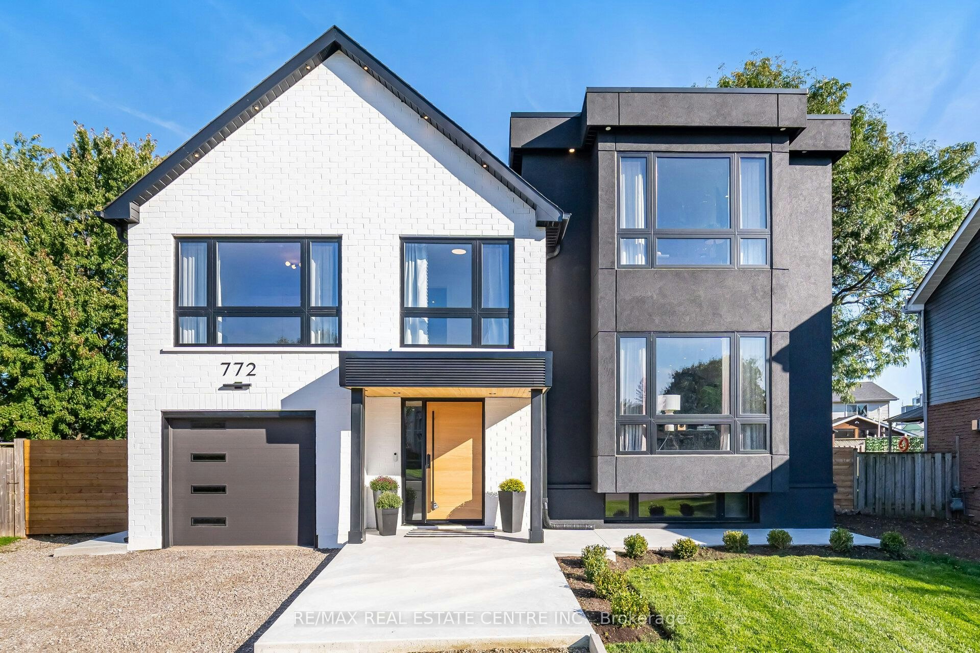 772 Banting Court, Milton, ON, L9T 3M5