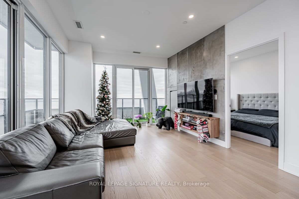 LPH05B-20 Shore Breeze Drive, Toronto, ON, M8V 1A1 - 11