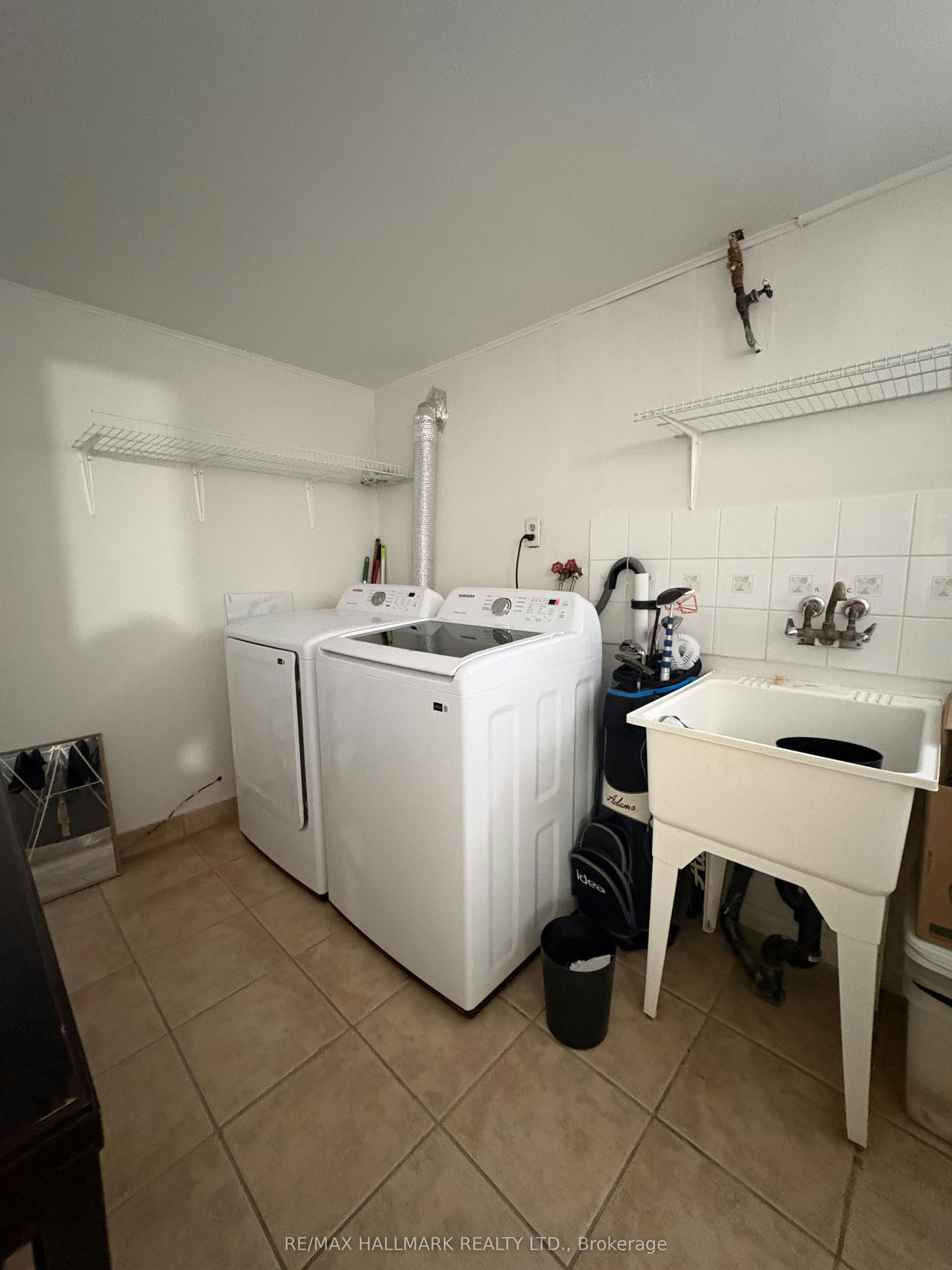 LOWER-67 Saskatoon Drive, Toronto, ON, M9P 2G1 - 7