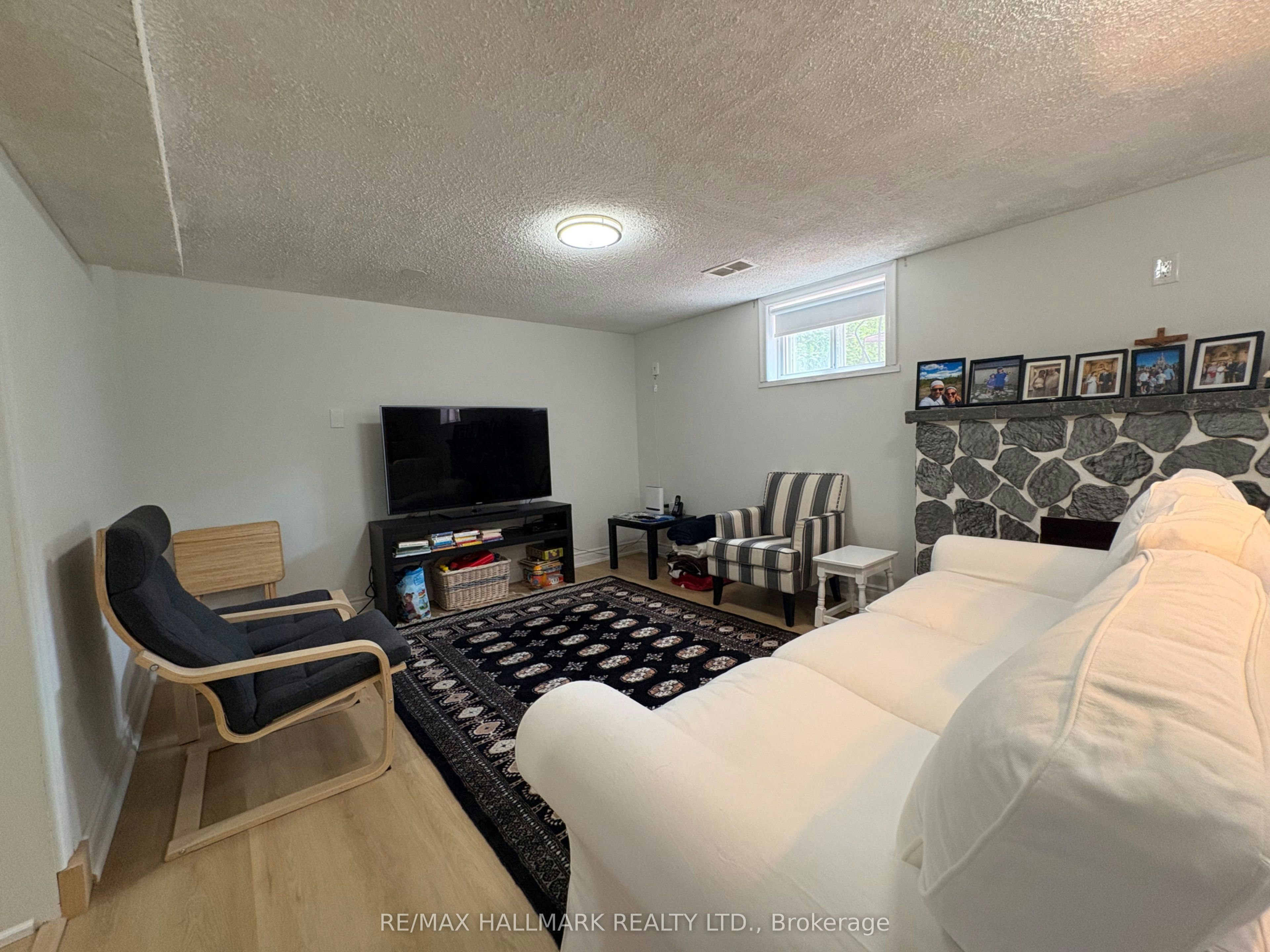 LOWER-67 Saskatoon Drive, Toronto, ON, M9P 2G1 - 14