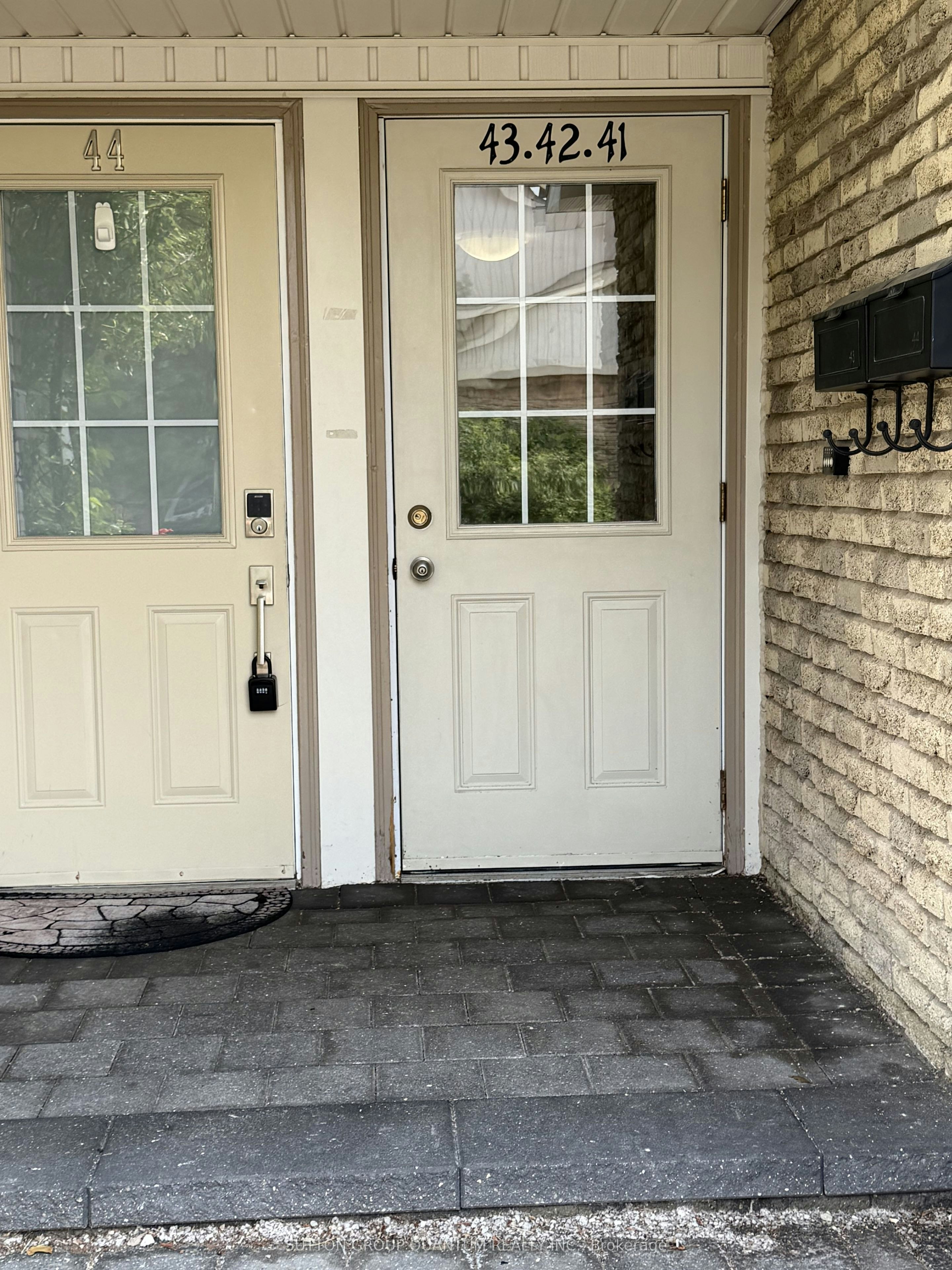 42-6777 Formentera Avenue, Mississauga, ON, L5N 2M3 - 2