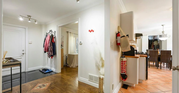 11 Duval Drive, Toronto, ON, M6L 2J9 - 21
