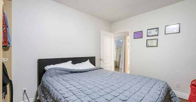 11 Duval Drive, Toronto, ON, M6L 2J9 - 19