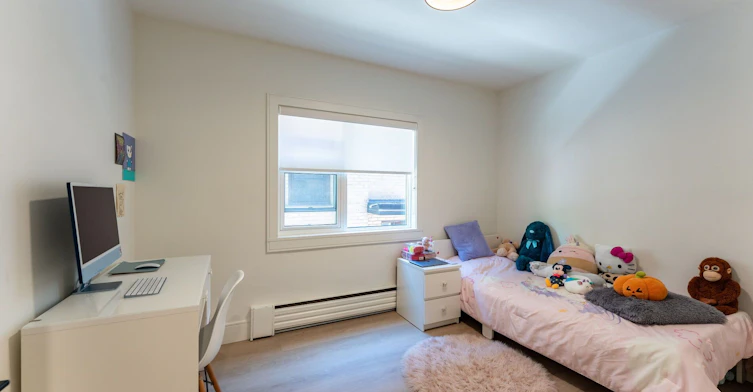 5-8 Victoria Street, Toronto, ON, M8V 1M6 - 9