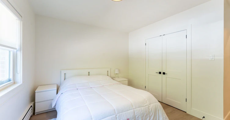 5-8 Victoria Street, Toronto, ON, M8V 1M6 - 8