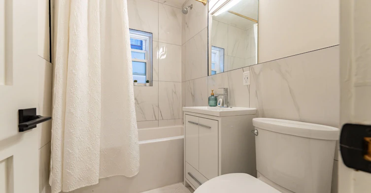 5-8 Victoria Street, Toronto, ON, M8V 1M6 - 11