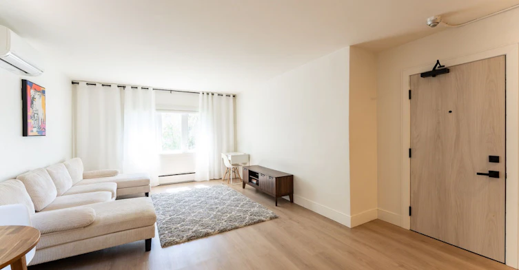 5-8 Victoria Street, Toronto, ON, M8V 1M6 - 5