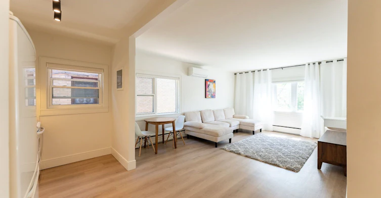 5-8 Victoria Street, Toronto, ON, M8V 1M6 - 3