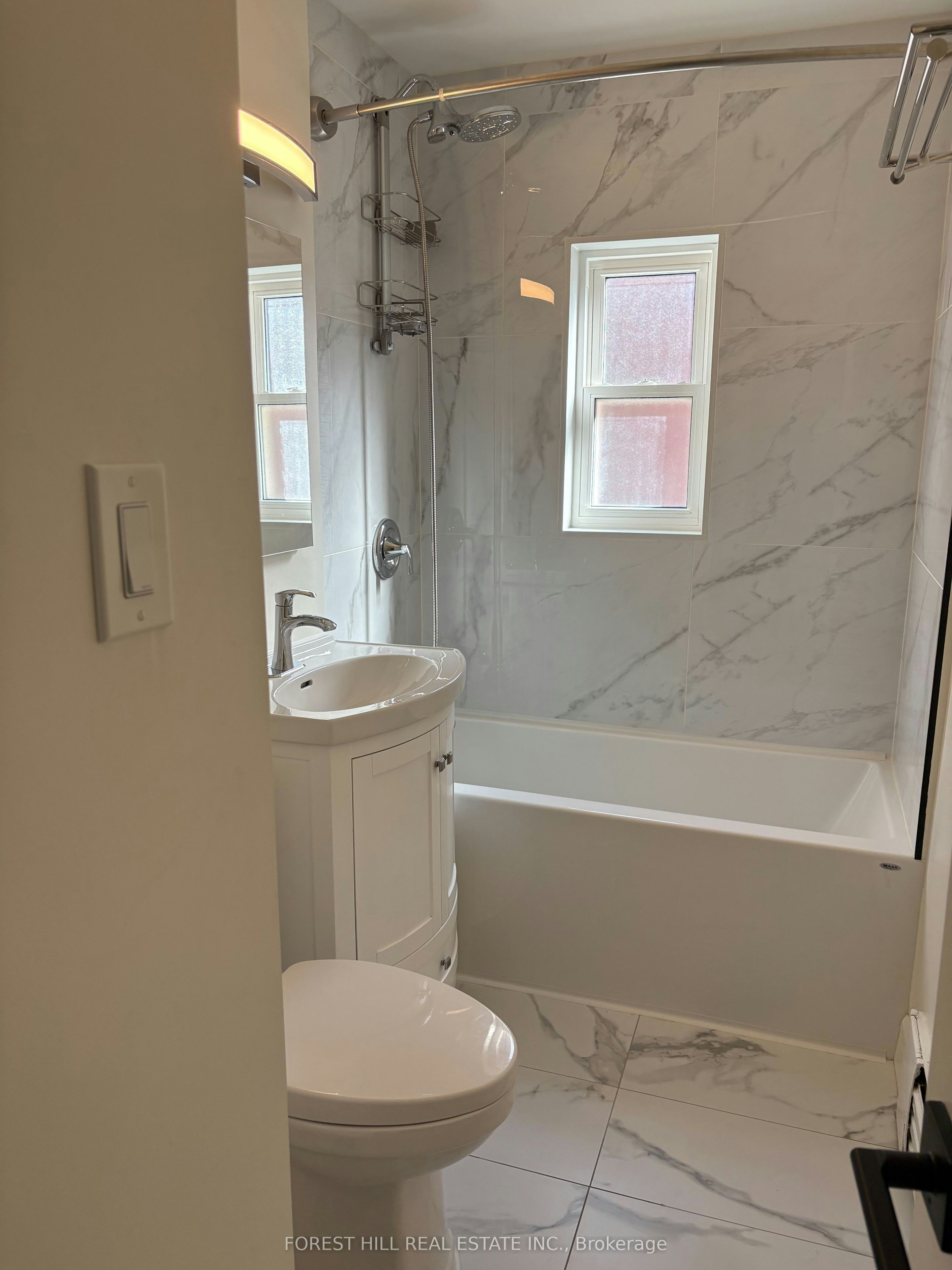 5-8 Victoria Street, Toronto, ON, M8V 1M6 - 8